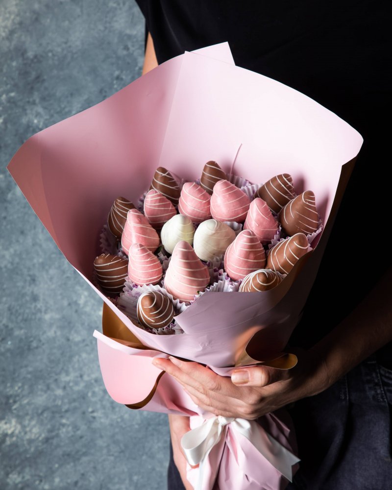 Chocolate Strawberry Bouquet - Image 3