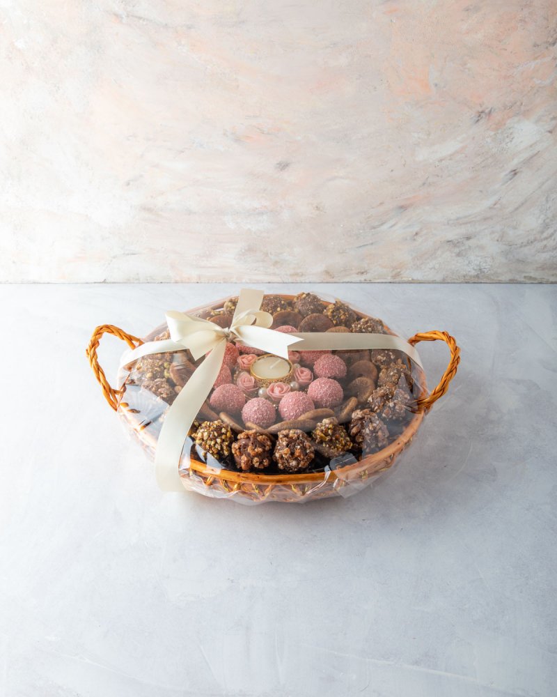 Diwali Hamper with Truffles and Dried Fruits - Image 3