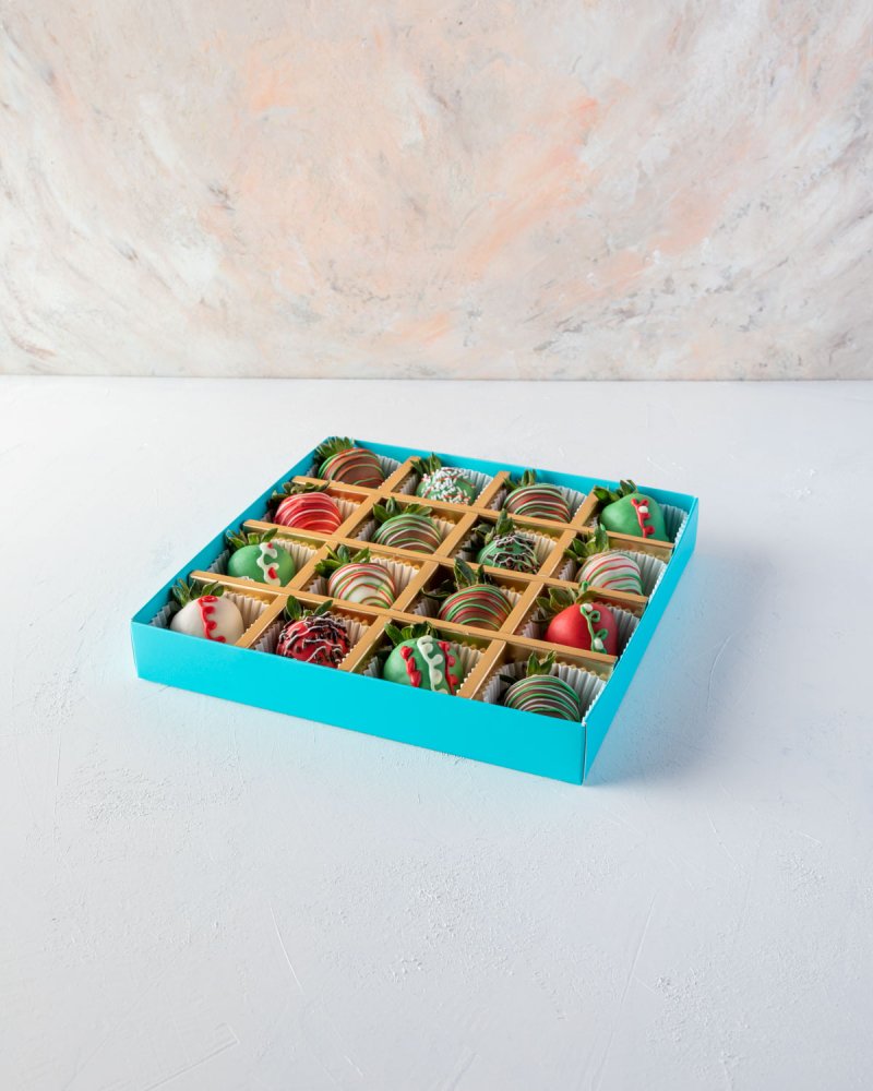 16pcs Xmas Strawberries - Image 2
