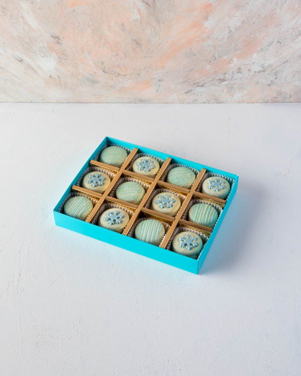 Snowflakes Oreos by NJD