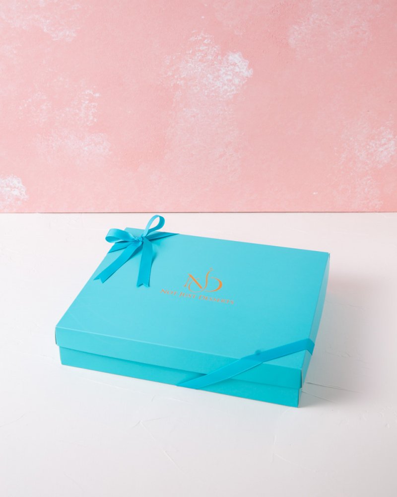 Valentines Chocolate Hugs and Kisses - Image 3