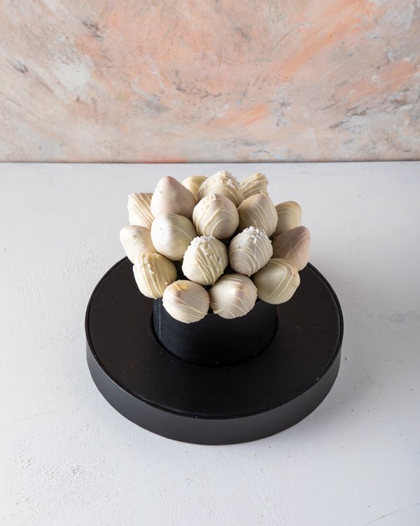 White Berry Arrangement - Image 2