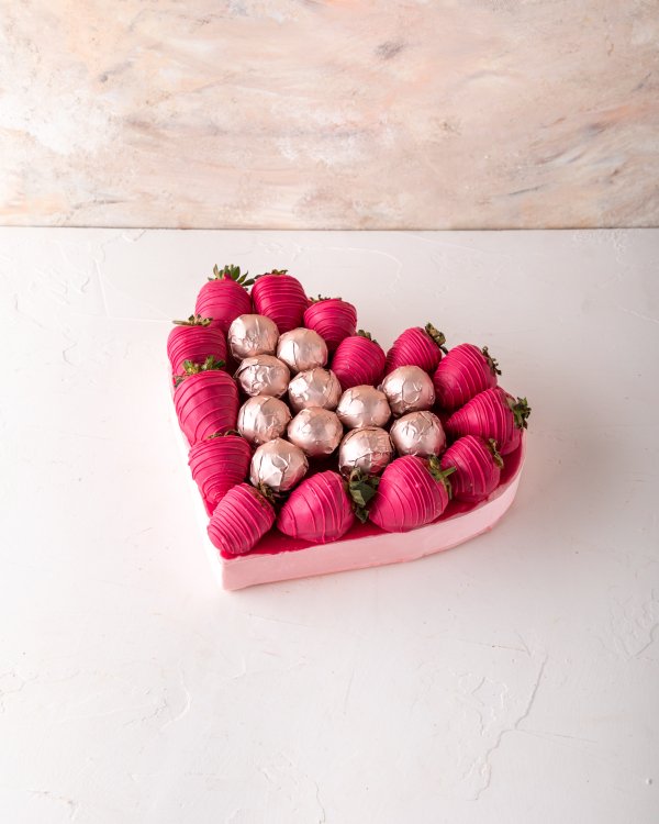 Fucia Chocolate Strawberries and bon bon by NJD