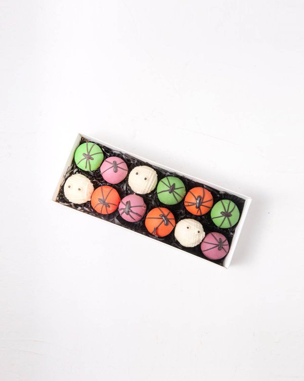 Spooky Cake pops by NJD