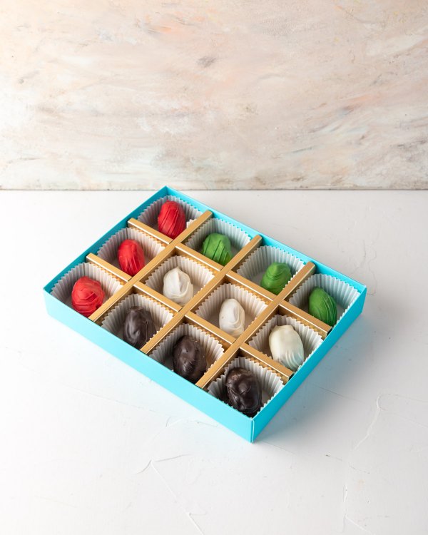 UAE National Flag Strawberries 12pcs