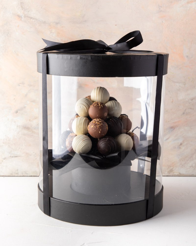 Assorted Cake pops by NJD