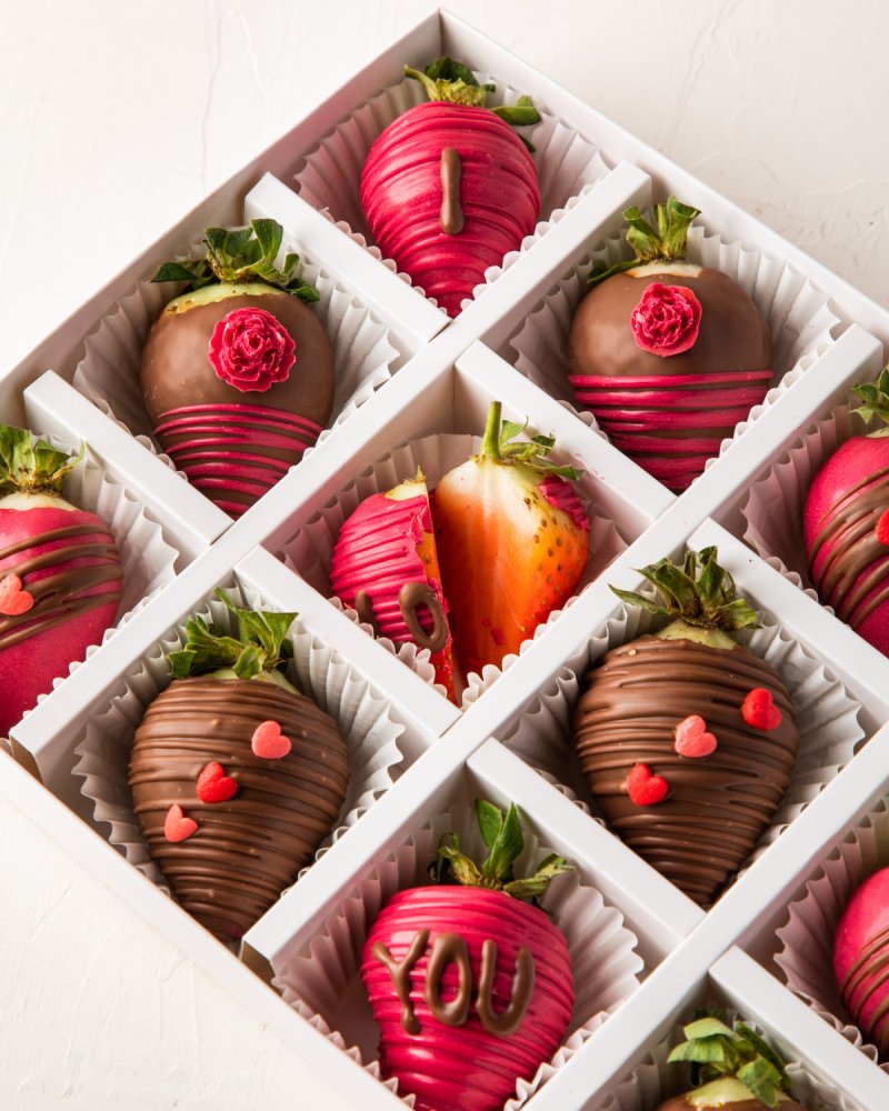 12 pieces Strawberries