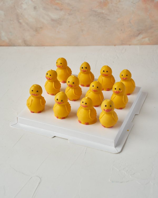 Spring Chick Cake pops