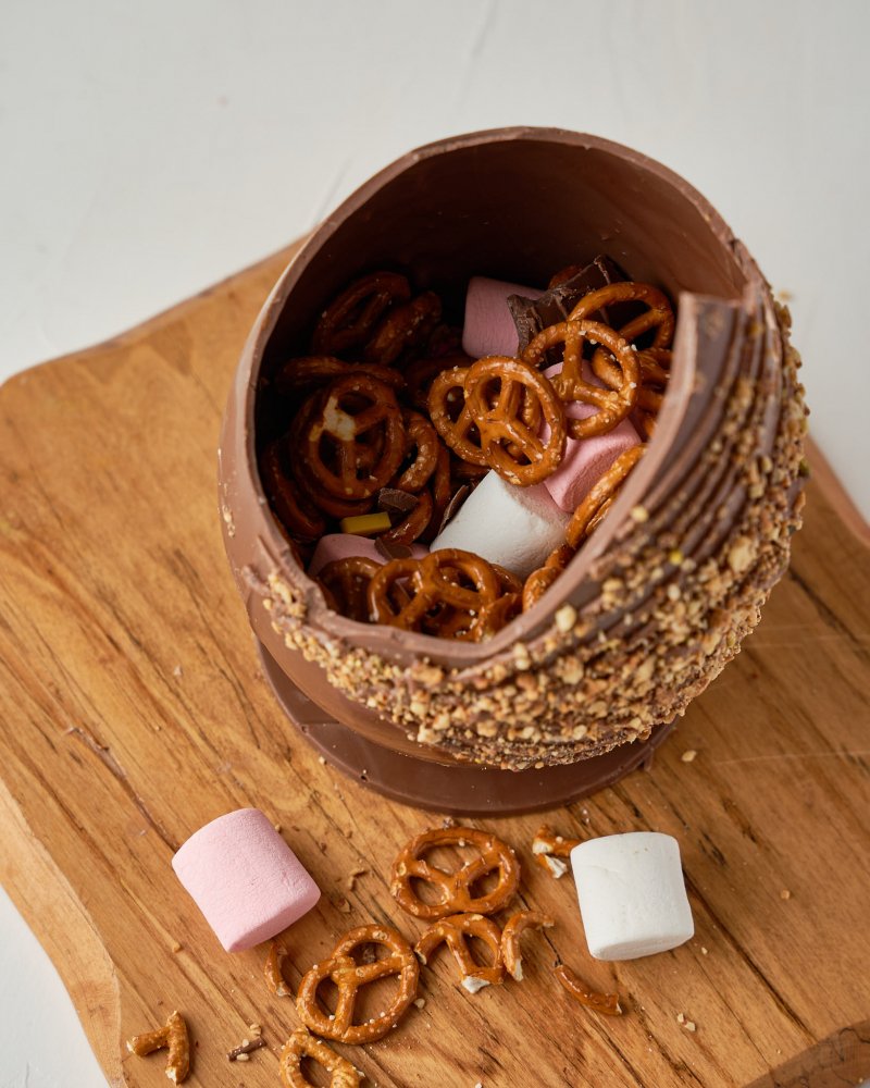Hazelnut Crunch Easter Egg - Image 2