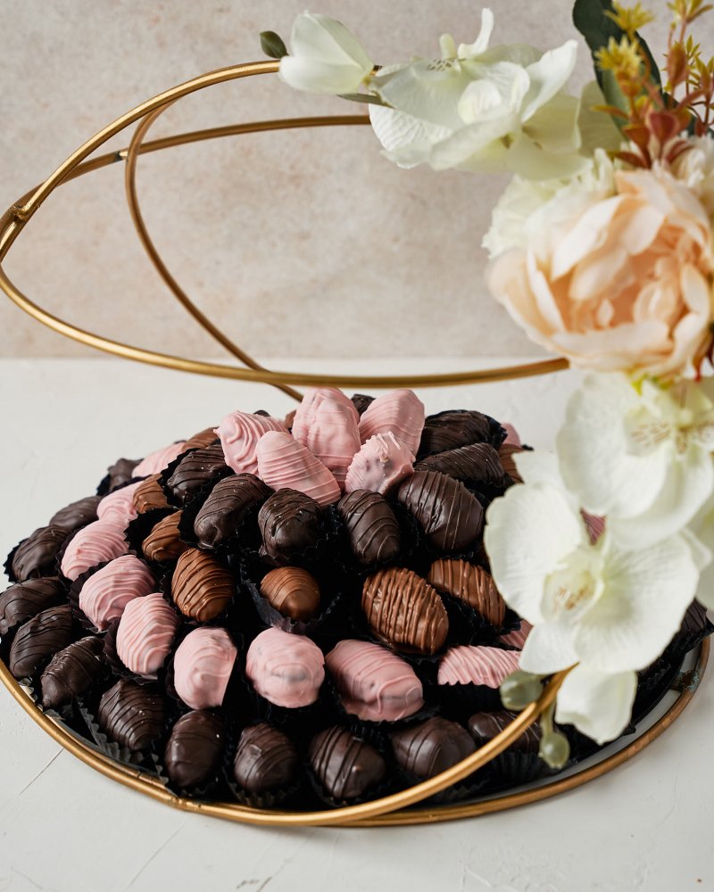 71 Dates Arrangement by NJD - Image 2