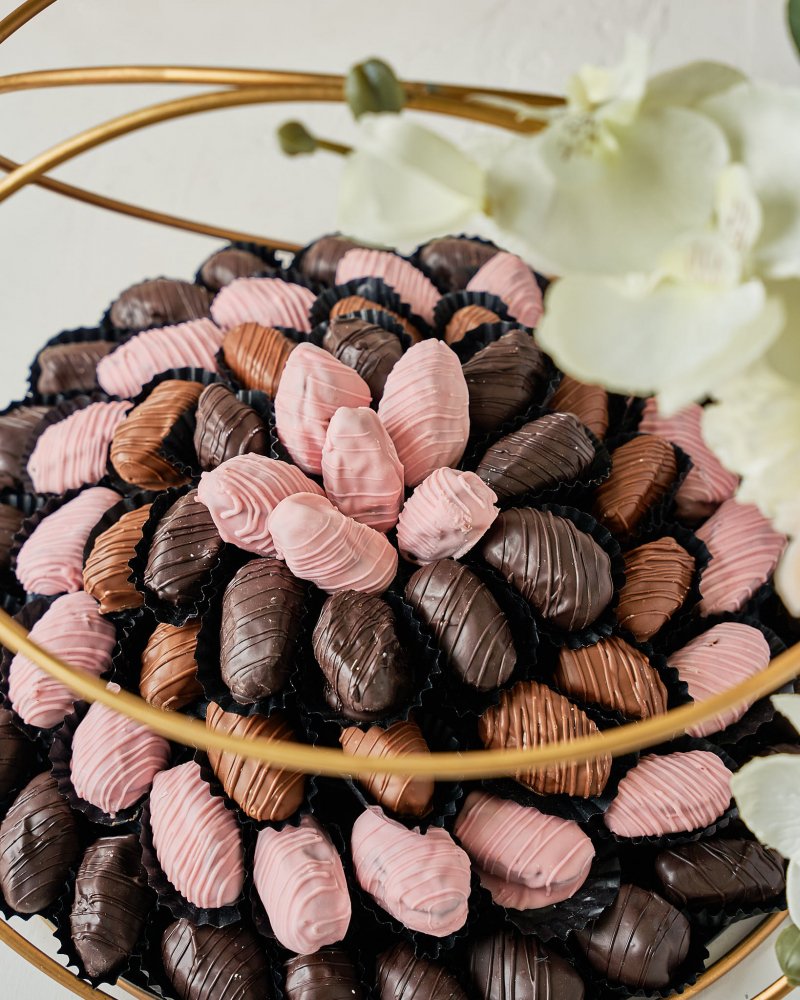 71 Dates Arrangement by NJD - Image 3