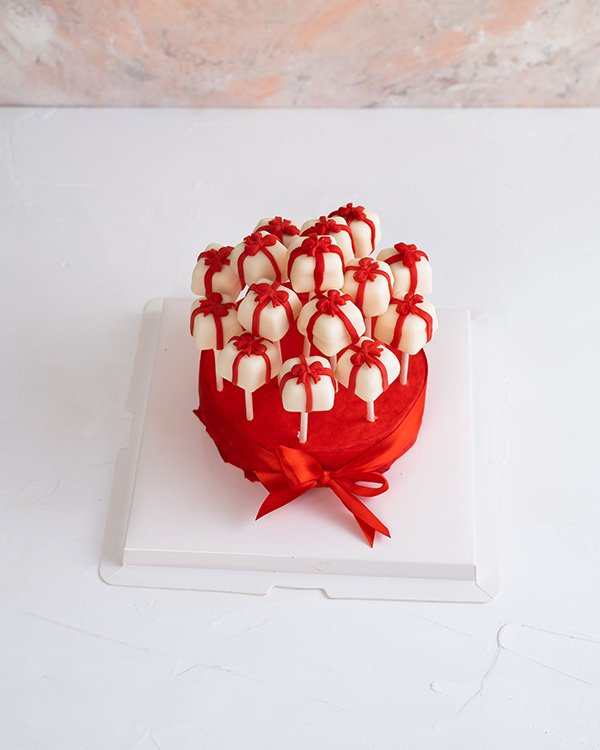 Christmas Cake pops by NJD - Image 2