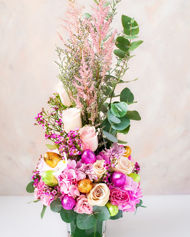 Large Bouquet with Chocolate Eggs - Image 2