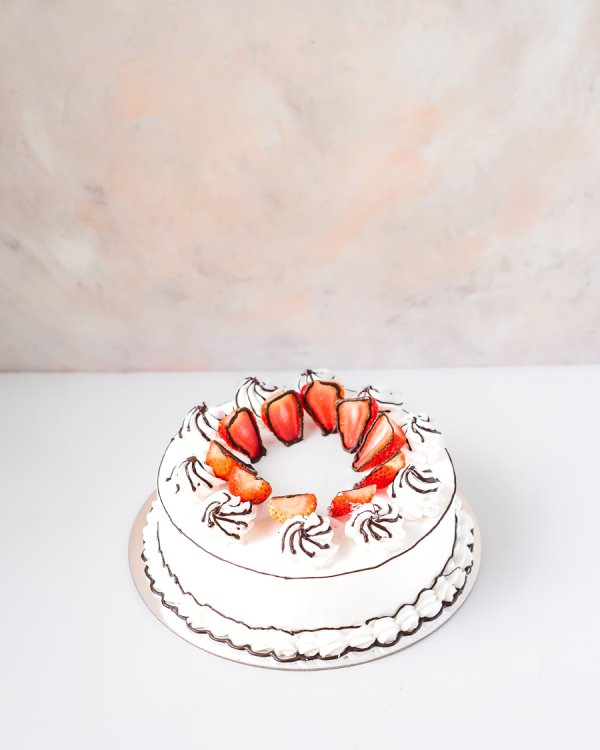 1kg Cartoon Cake with Strawberries by NJD