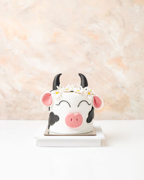 Moo Cake by NJD