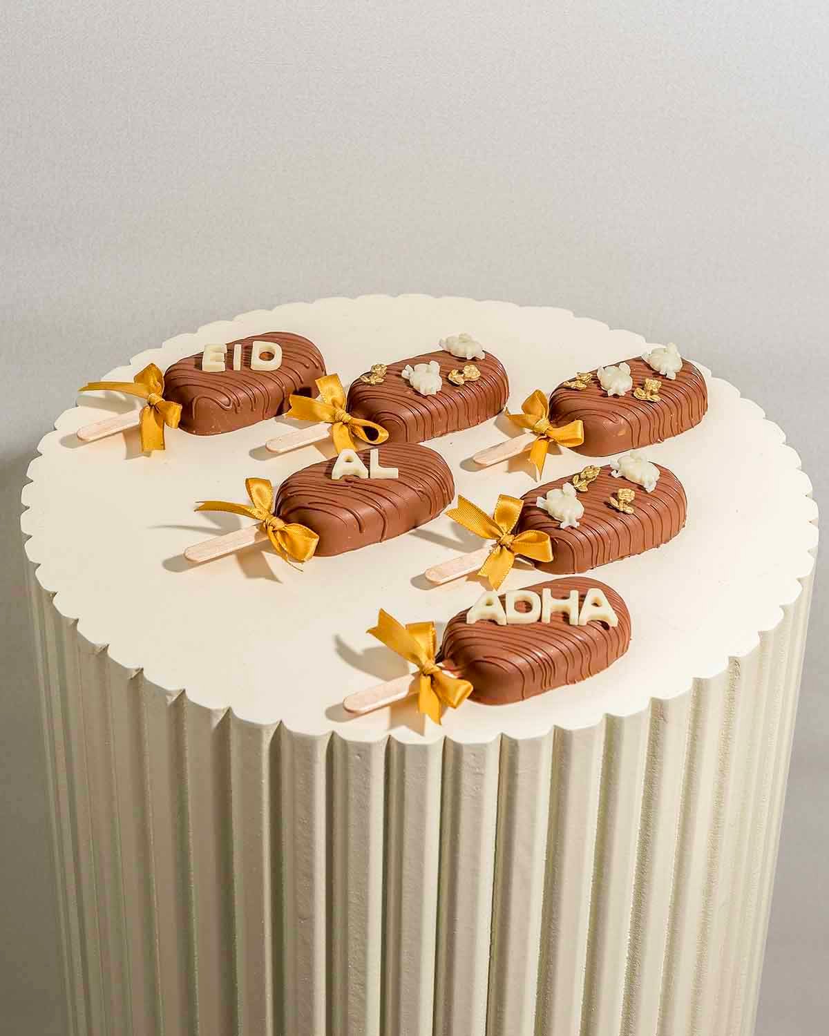 Milk Chocolate Cakesicles - Image 3