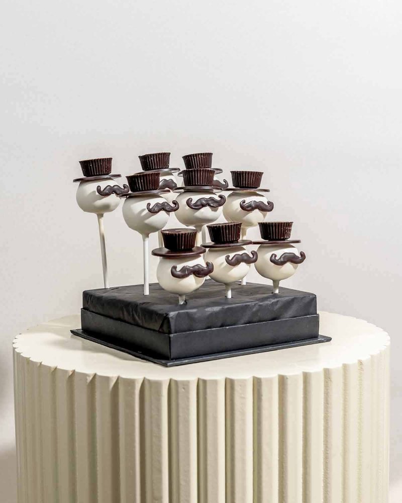 Cake pops with Moustache and hat - Image 2