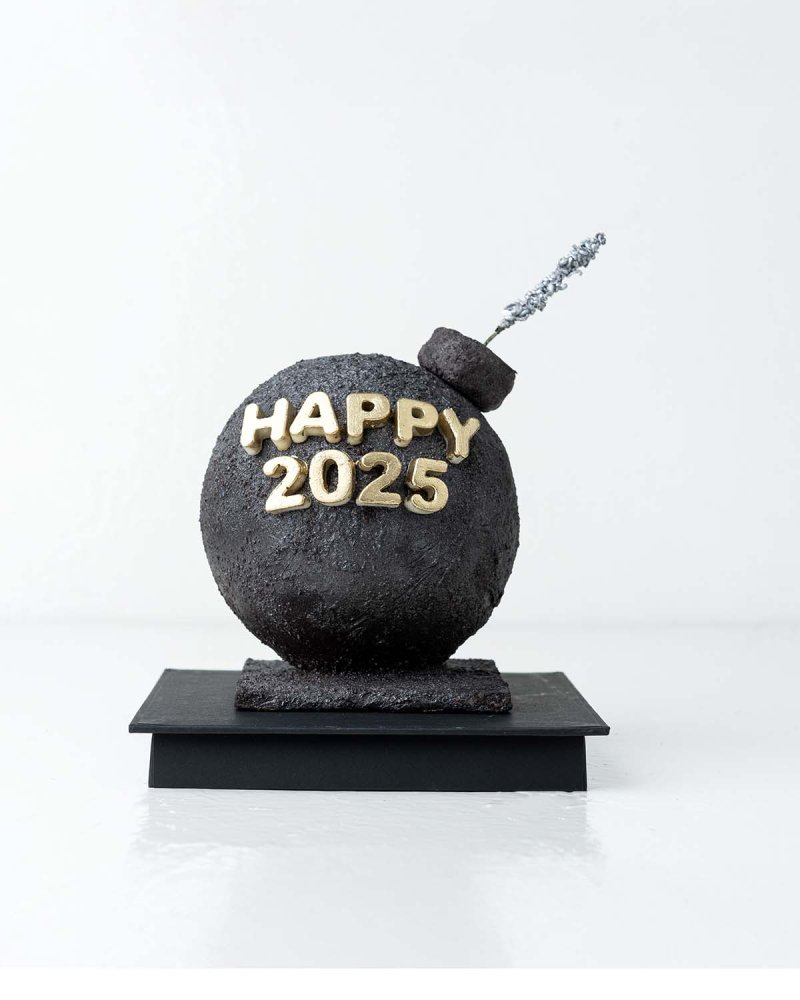 Happy 2025 Dark chocolate Smash chocolate
