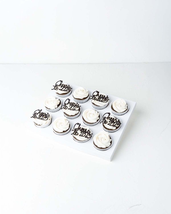 Cheers to 2025 Cupcakes