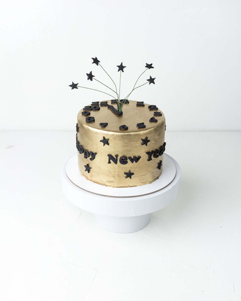 Golden NYE 1kg Cake