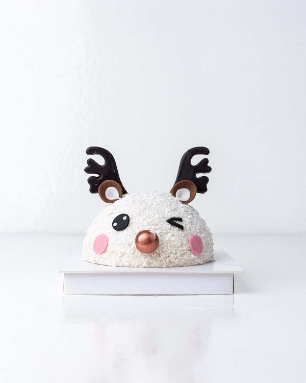 White Reindeer Smash Chocolate