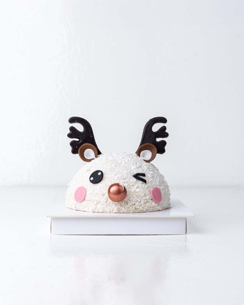 White Reindeer Smash Chocolate