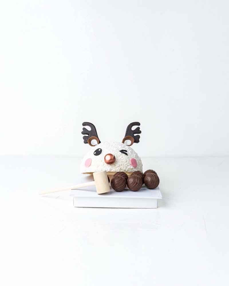 White Reindeer Smash Chocolate - Image 2
