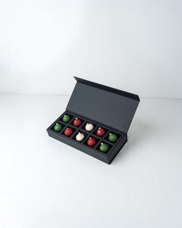 10 Baubles Chocolates