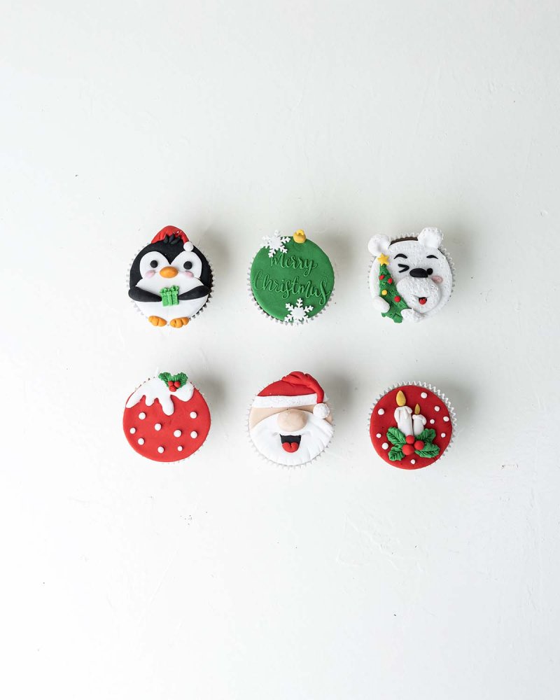 6 Christmas Cupcakes - Image 2