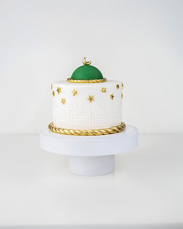 1kg White and Green Ramadan Cake