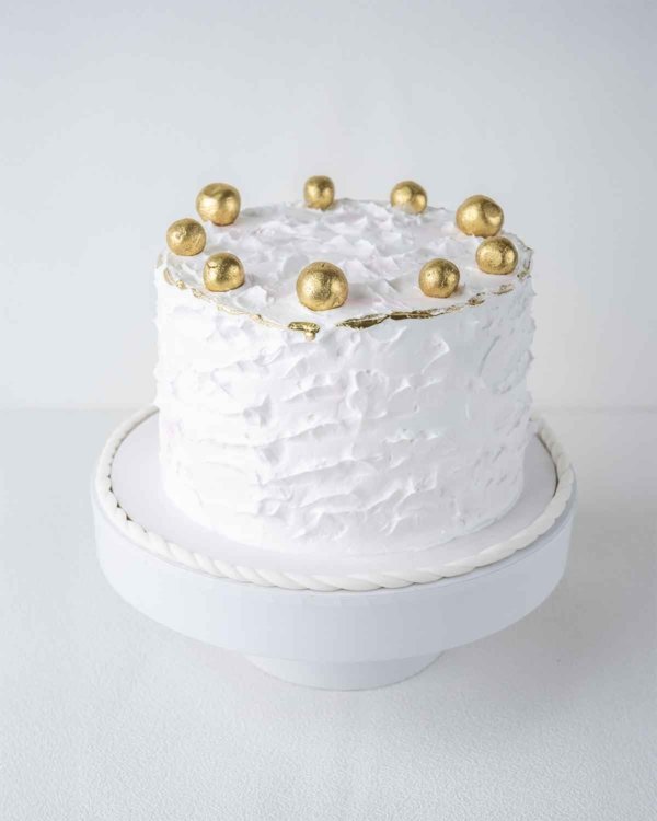 White and Gold Smudge Cake